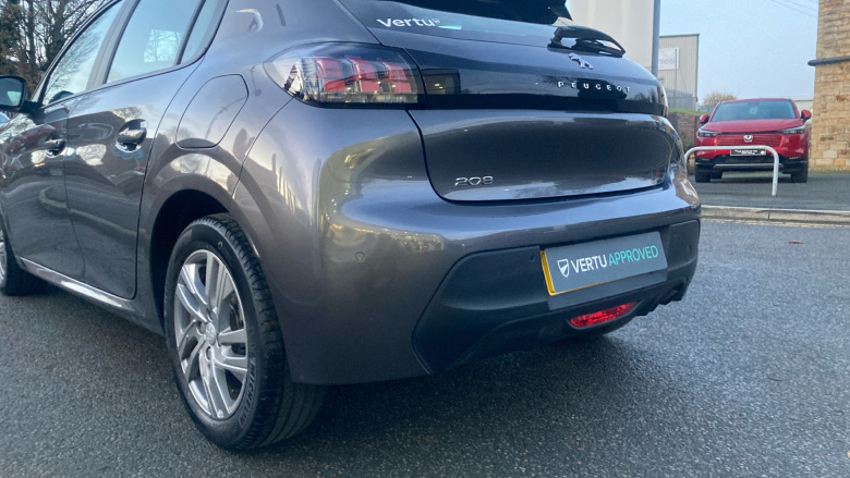 Peugeot 208 1.2 PureTech 100 Active 5dr Petrol Hatchback